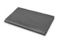 Une pochette rectangulaire grise pour l'électronique.