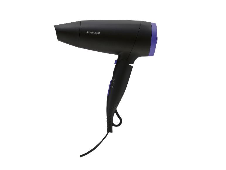 Sèche-cheveux Silvercrest noir et violet.
