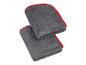 Deux chiffons en microfibre gris avec des bords rouges.