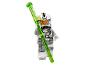 Minifigurine LEGO Star Wars pilote AT-AT avec bâton vert.