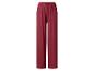 Pantalon large bordeaux avec taille élastique.
