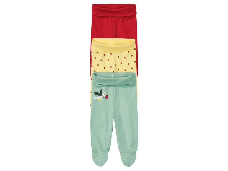 Trois leggings pour bébé en rouge, jaune à motifs de fraises et vert clair avec un motif d'oiseau.