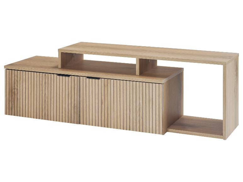 Meuble TV moderne en bois clair avec tiroirs et étagères.