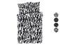 Un couvre-lit et des taies d'oreiller avec un motif abstrait noir et blanc.