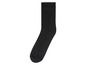 Une chaussette noire.