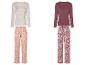 Deux pyjamas : un en couleurs pastel claires avec un motif de feuilles, l'autre en tons bordeaux avec un motif paisley.