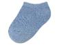Une chaussette bleue en coton.