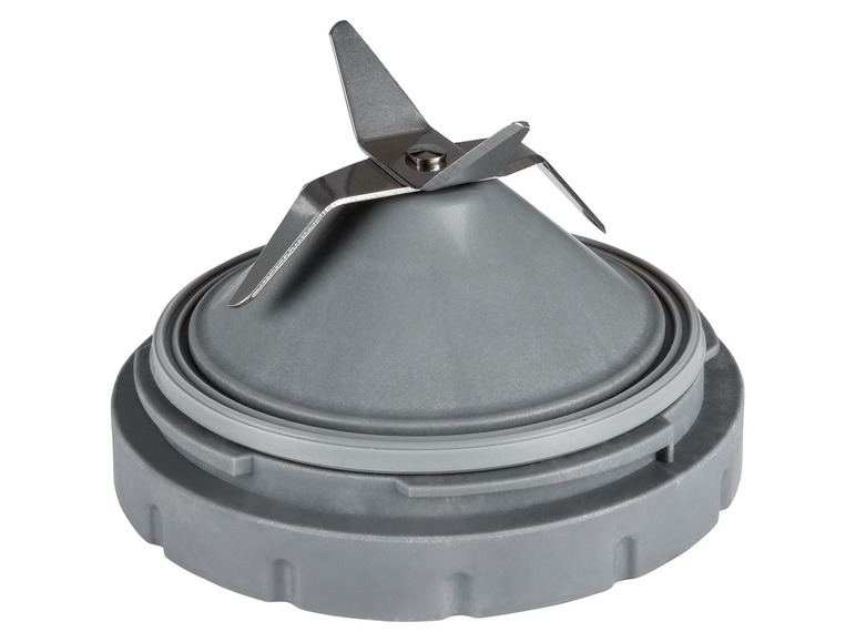 Un récipient de mixeur gris avec un couteau pour broyer la glace.