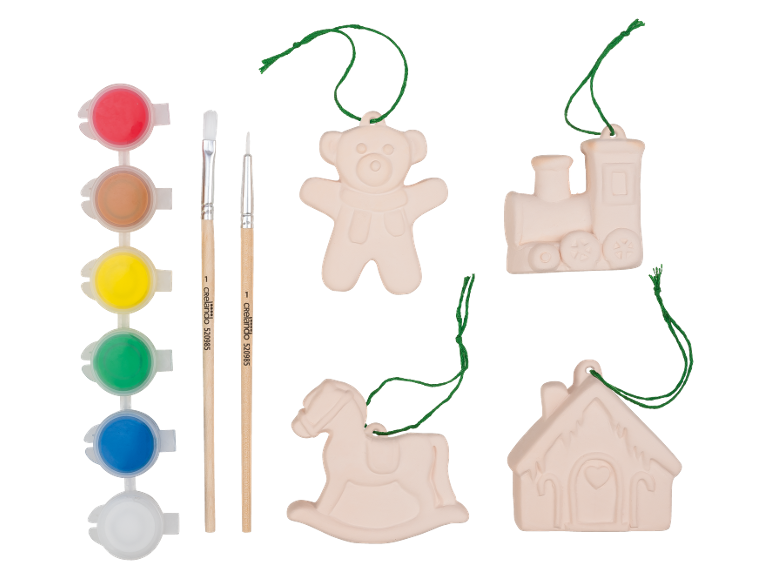 Kit de peinture d'ornements de Noël en céramique : ours, train, cheval à bascule et maison.