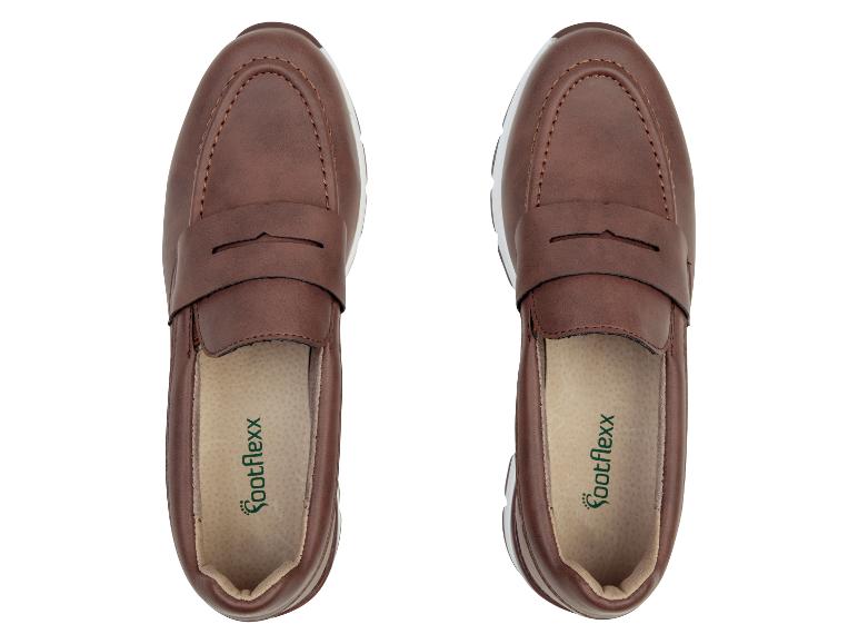 Mocassins en cuir marron de FootFlexx.