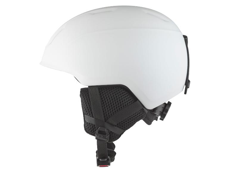 Un casque de ski blanc avec une sangle et un filet noirs.