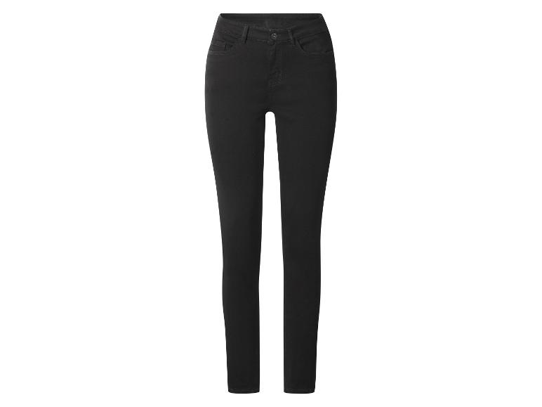 Jean noir slim sur fond blanc