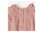 Robe bébé rose poudré à col Claudine, en tissu mousseline.