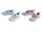 Deux paires de chaussures pour enfants sur le thème de Minnie Mouse et de La Reine des Neiges.