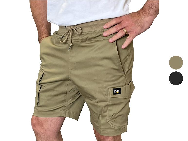 Short cargo beige pour homme avec cordon de serrage et poches latérales.