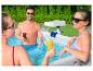 Piscine hors-sol avec cascade, rafraîchissements et amis.