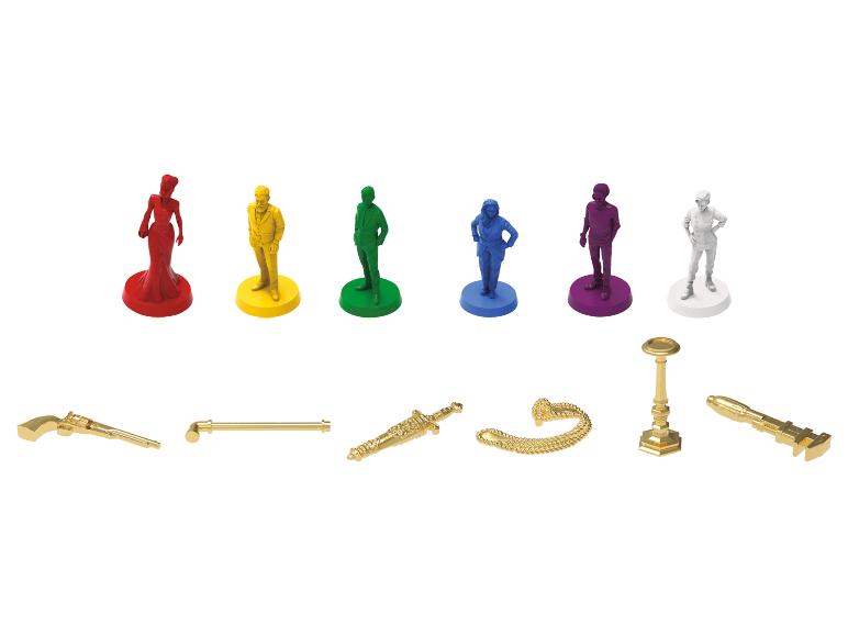Figurines de jeu de société et armes, comprenant un pistolet, une épée et une corde.