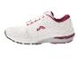 Chaussure de course blanche avec des accents roses.