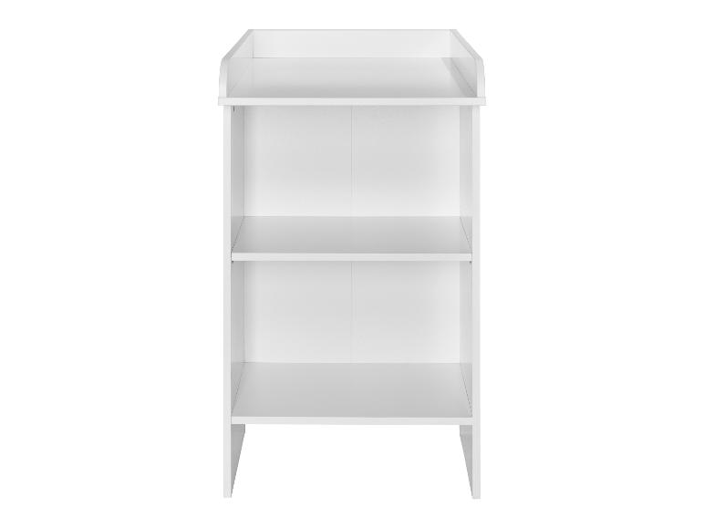 Étagère ouverte blanche à trois niveaux avec un rebord sur l'étagère supérieure