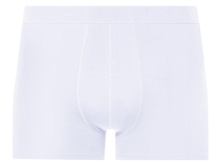 Boxers blancs simples.