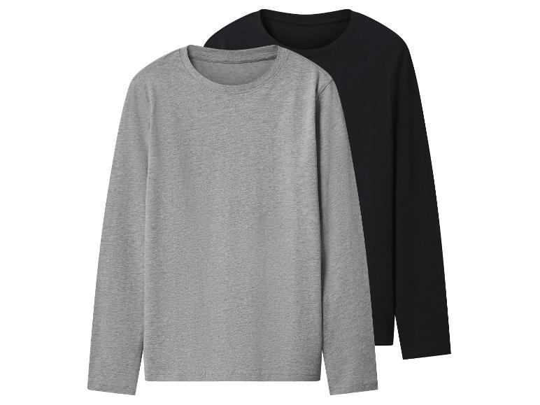 Deux t-shirts à manches longues, un gris et un noir.