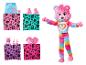 Poupée Barbie Care Bears avec accessoires surprise et vêtements, dont une jupe et des bottes.