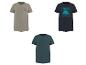 Trois t-shirts homme : beige avec 'MEET ME AT THE BEACH', bleu marine avec palmier et vert foncé avec 'SIMPLICITY'.