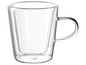 Une tasse en verre à double paroi.