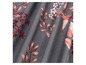 Tissu gris avec des fleurs roses et rouges
