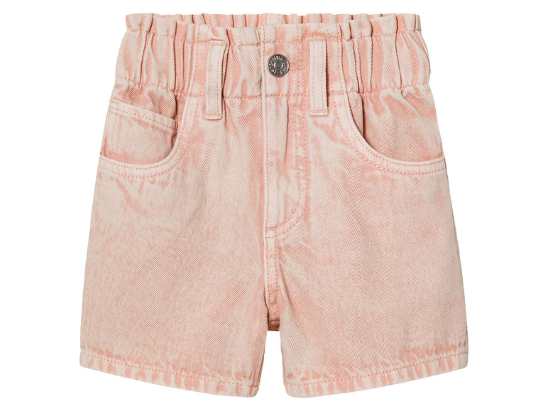 Short en jean rose avec taille élastique.