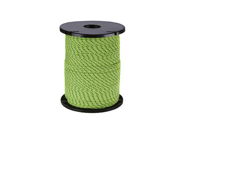 Corde verte sur une bobine noire.
