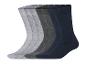 Lot de chaussettes : plusieurs paires grises et marine.