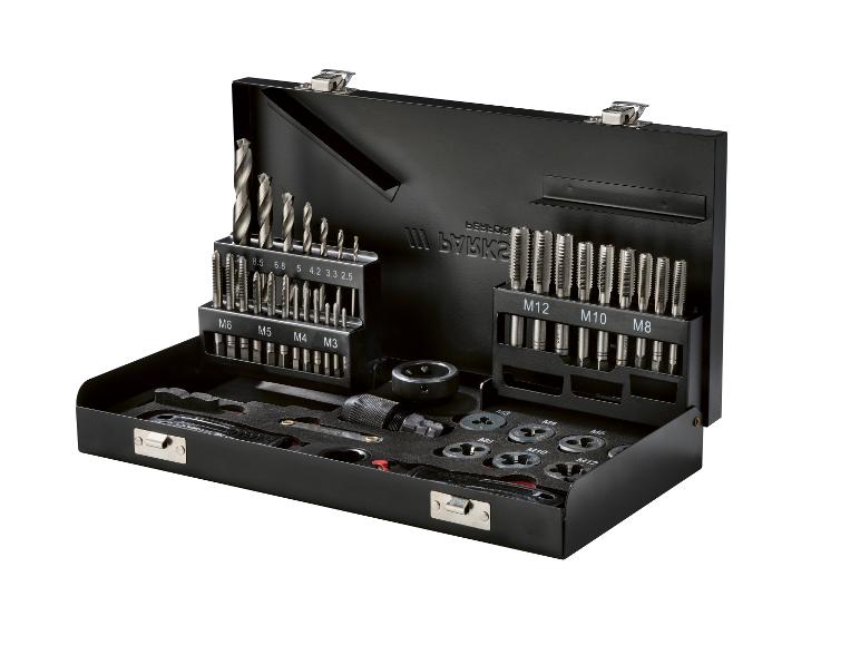 Ensemble de forets et tarauds dans une boîte noire, tailles M3 à M12.