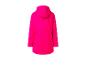 Un imperméable rose à capuche.