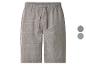 Short en lin gris avec cordon de serrage réglable à la taille.