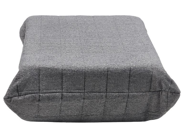 Coussin carré gris avec détails matelassés