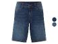 Shorts en jean bleu foncé avec poches.