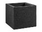 Pot de fleurs carré noir avec une texture rugueuse.