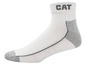 Des chaussettes CAT blanches avec des accents gris.
