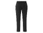 Pantalon noir à jambe droite.