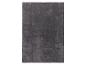 Une couverture en microfibre grise.