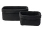 Deux paniers de rangement en tricot noir.