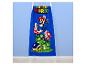 Serviette bleue sur le thème de Super Mario, représentant Mario, des plantes piranha et un Koopa Troopa.