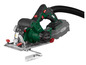 Une scie Parkside X20V-Team verte avec un tuyau d'aspirateur.