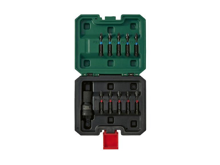 Jeu d'embouts de tournevis avec différentes tailles PZ2 et PH2 dans un étui ouvert vert et noir.