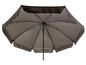 Un parasol gris avec des lumières intégrées.
