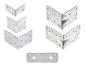 Diverses équerres et plaques de connexion métalliques avec trous de montage