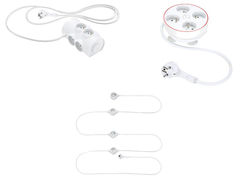 Diverses multiprises et rallonges blanches avec fiches Schuko.