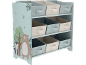 Meuble de rangement pour enfants avec cadre bleu clair et boîtes en tissu, avec motif animaux de la forêt.