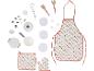 Ensemble de cuisine jouet avec tablier, manique, casseroles et accessoires.